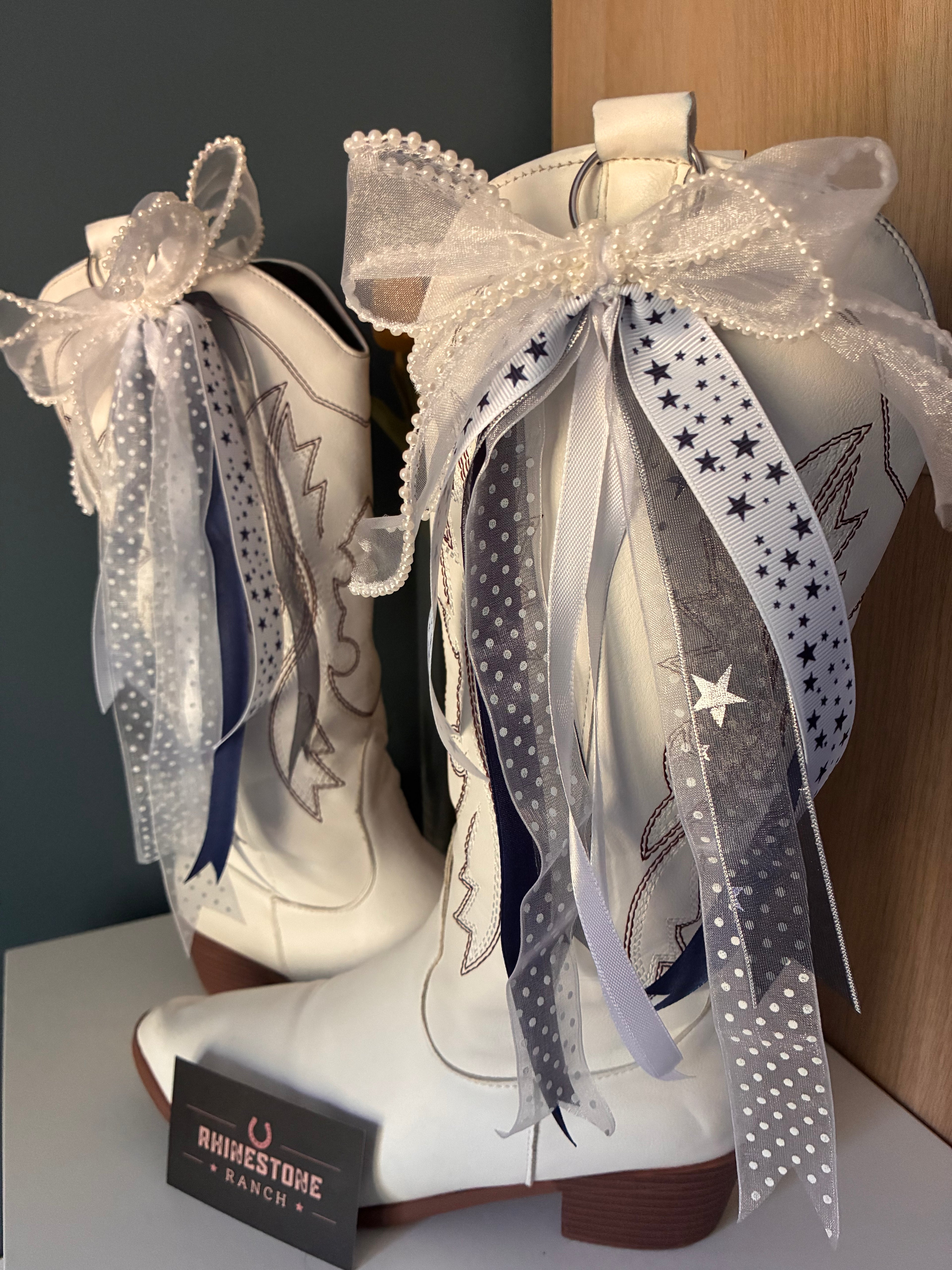 Pearl Bow, Navy & White Bows